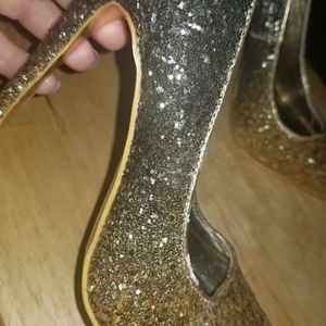 Shoedazzle heels